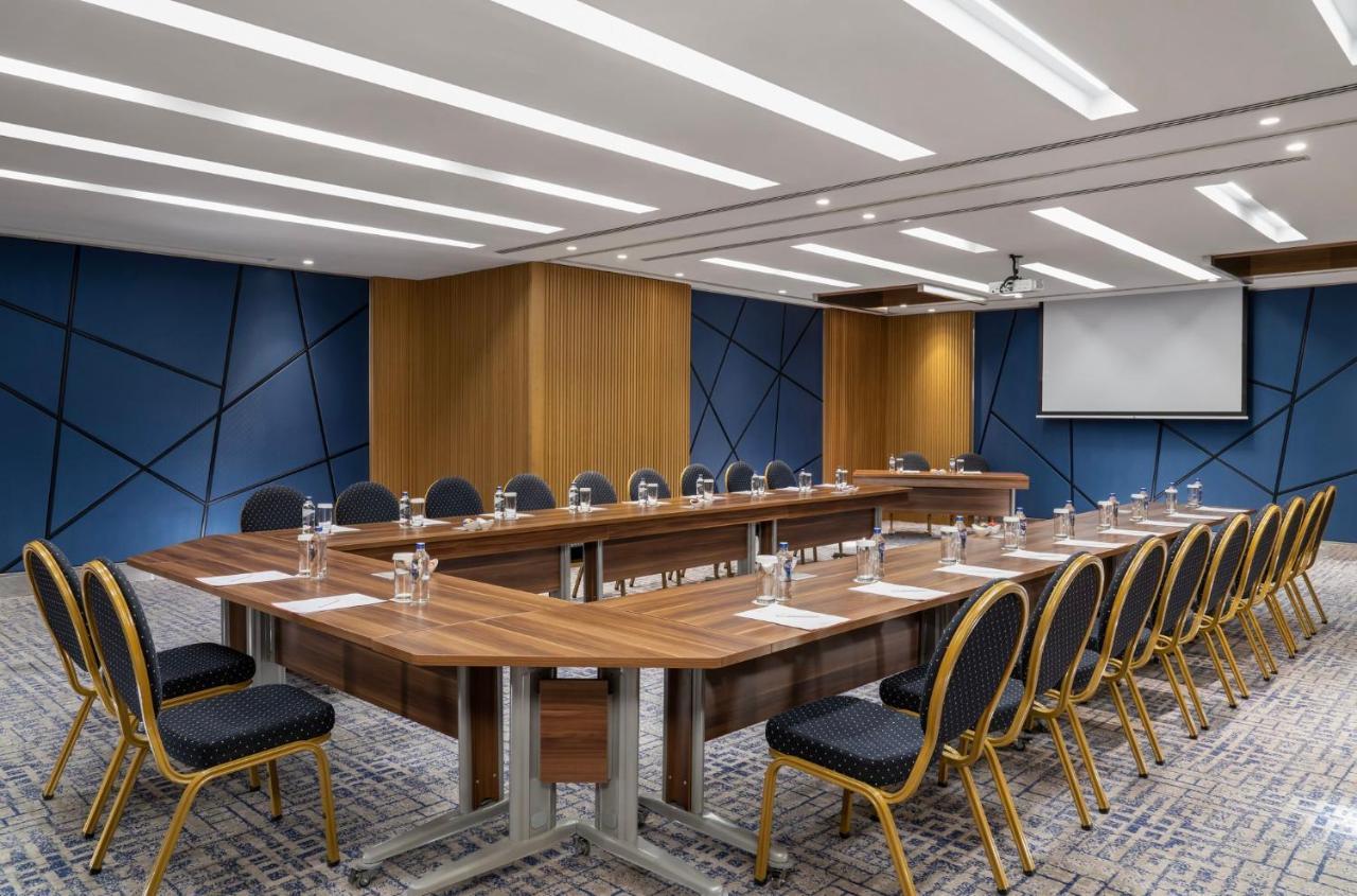 Crowne Plaza Florya Istanbul By Ihg Hotel Exterior foto Meeting room