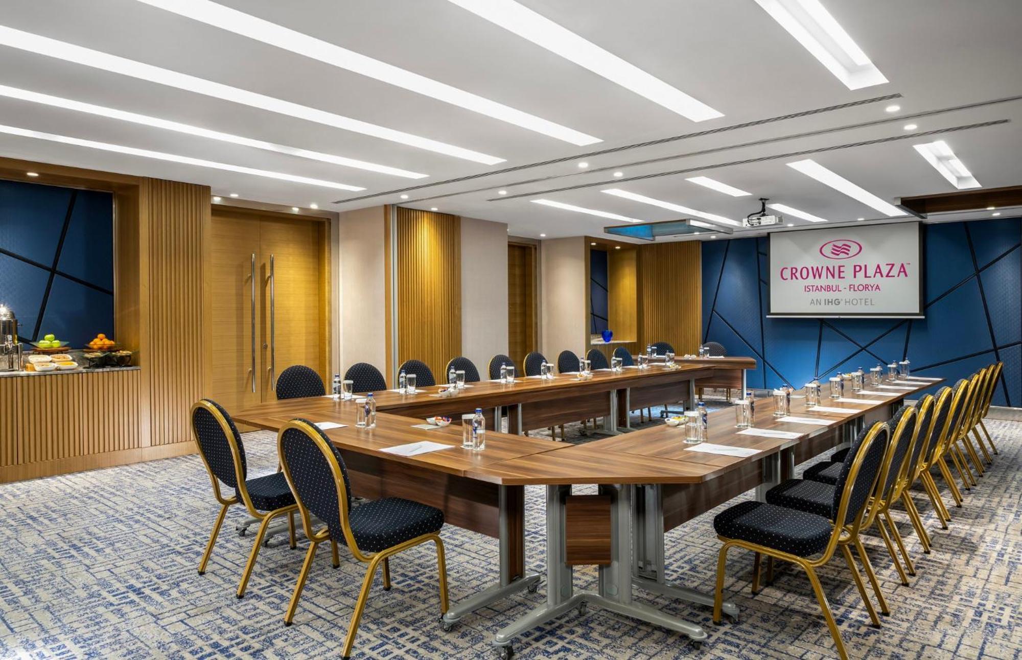 Crowne Plaza Florya Istanbul By Ihg Hotel Exterior foto Meeting room